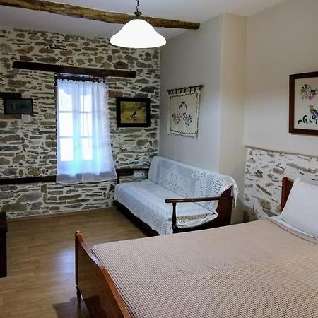 Ξενώνας Το Πέτρινο 2 Keramídhion 外观 照片
